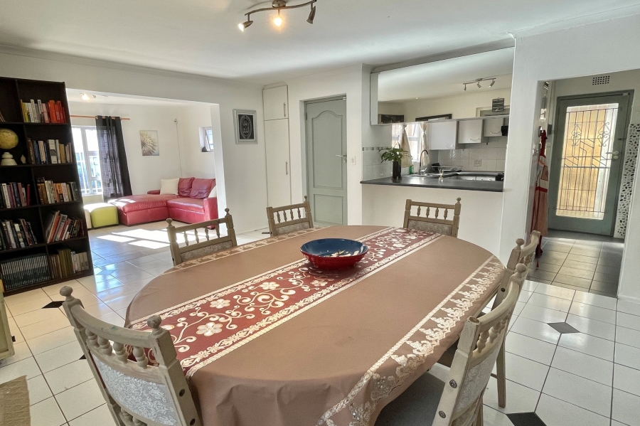 To Let 3 Bedroom Property for Rent in Strandfontein Western Cape